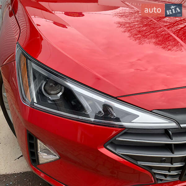 Седан Hyundai Elantra 2020 в Одессе