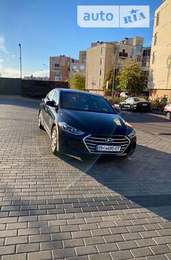 Седан Hyundai Elantra 2017 в Могилів-Подільському
