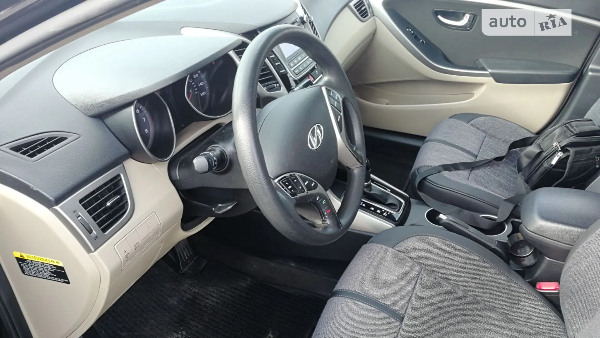 2015 Hyundai Elantra - мініатюра 5