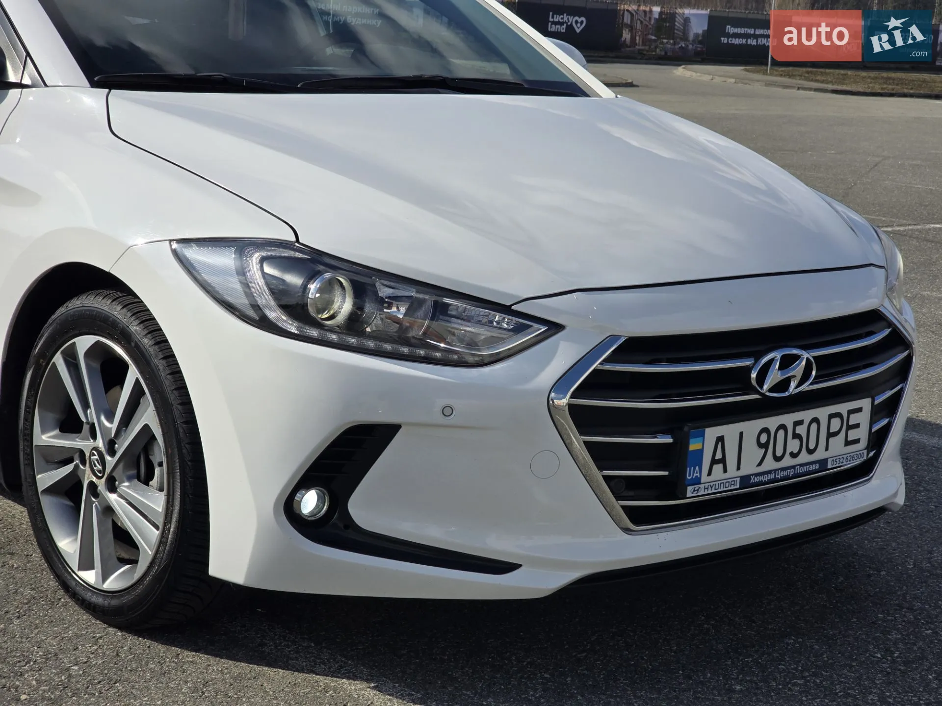 2016 Hyundai Elantra - мініатюра 19