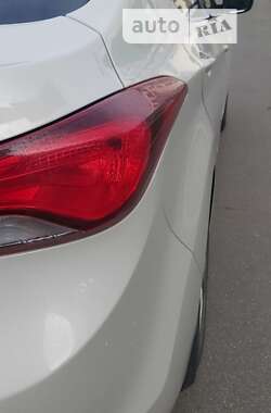 Седан Hyundai Elantra 2014 в Одесі