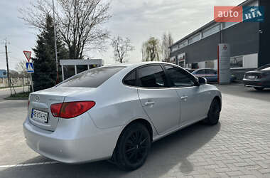 Седан Hyundai Elantra 2008 в 