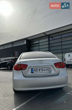 Седан Hyundai Elantra 2008 в 
