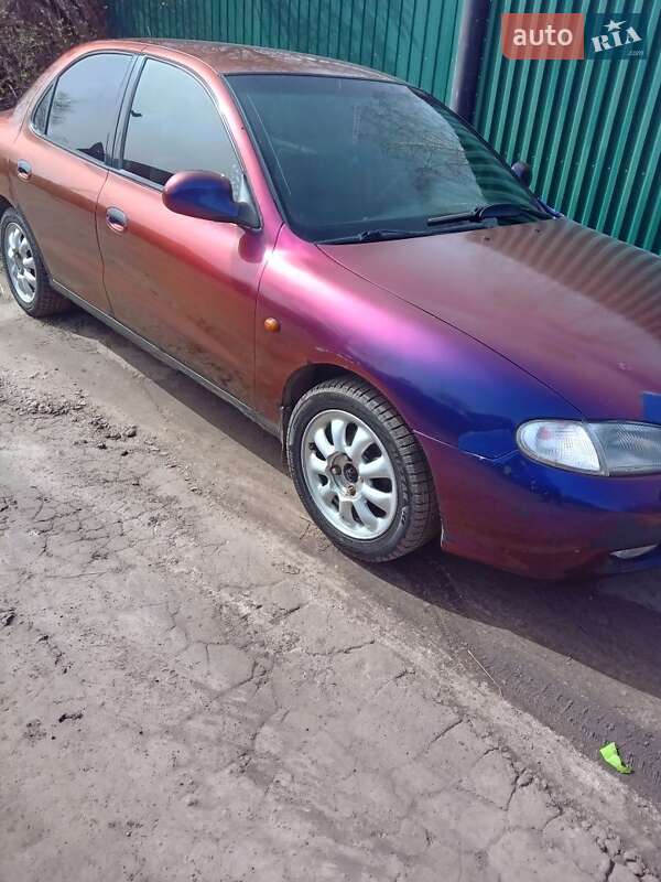 Hyundai Elantra 1996 Hyundai Elantra 1996