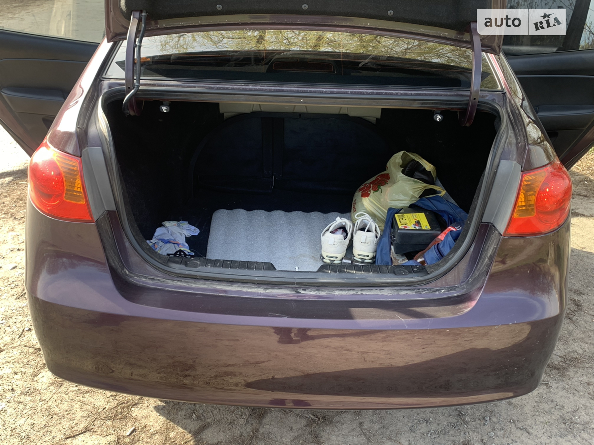 2010 Hyundai Elantra - мініатюра 18