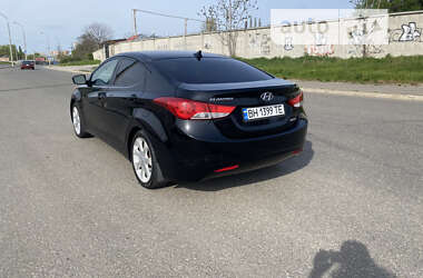 Седан Hyundai Elantra 2012 в Одессе