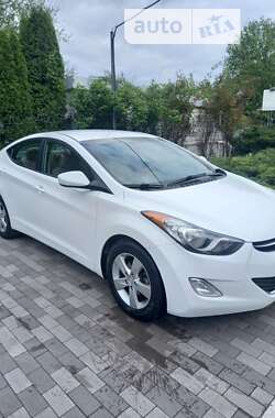 Седан Hyundai Elantra 2013 в Киеве