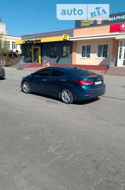 Седан Hyundai Elantra 2013 в Славуте