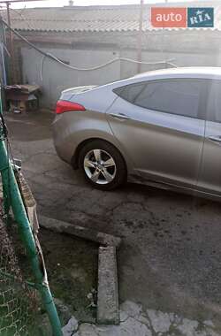 Седан Hyundai Elantra 2012 в Николаеве