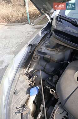 Седан Hyundai Elantra 2012 в 
