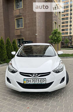 Седан Hyundai Elantra 2013 в Одессе