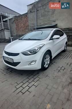 Седан Hyundai Elantra 2013 в 