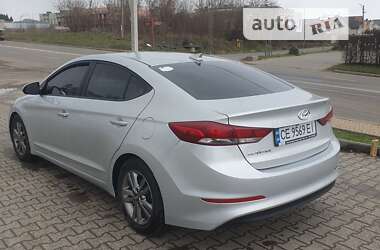 Седан Hyundai Elantra 2018 в Черновцах