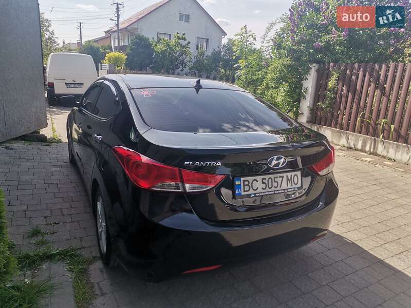 Седан Hyundai Elantra 2012 в Львові фото 11 Седан Hyundai Elantra 2012 в Львові