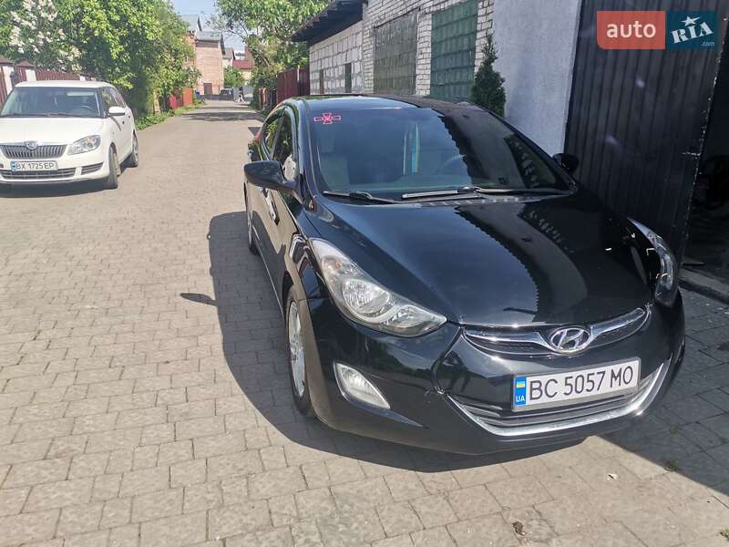 Седан Hyundai Elantra 2012 в Львові фото 13 Седан Hyundai Elantra 2012 в Львові