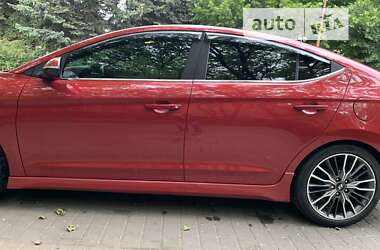 Седан Hyundai Elantra 2017 в Одессе