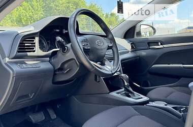 Седан Hyundai Elantra 2020 в Запоріжжі