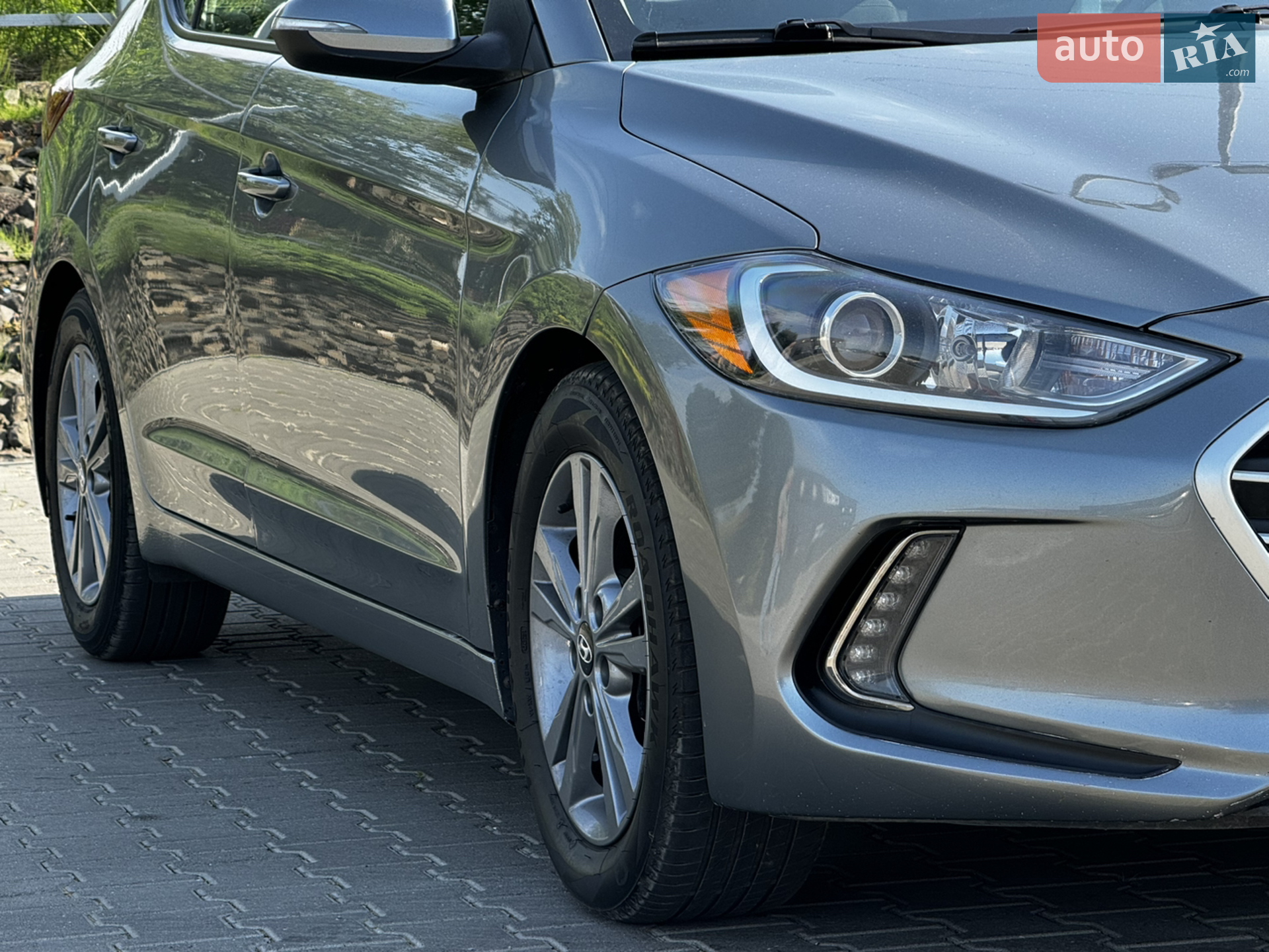 2018 Hyundai Elantra - мініатюра 14