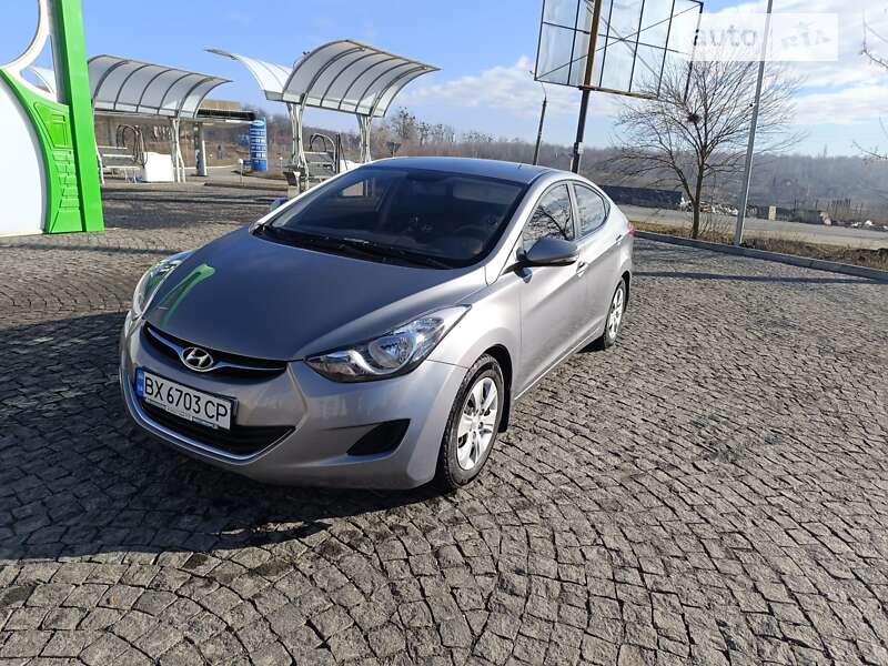 Седан Hyundai Elantra 2012 в Хмельницькому