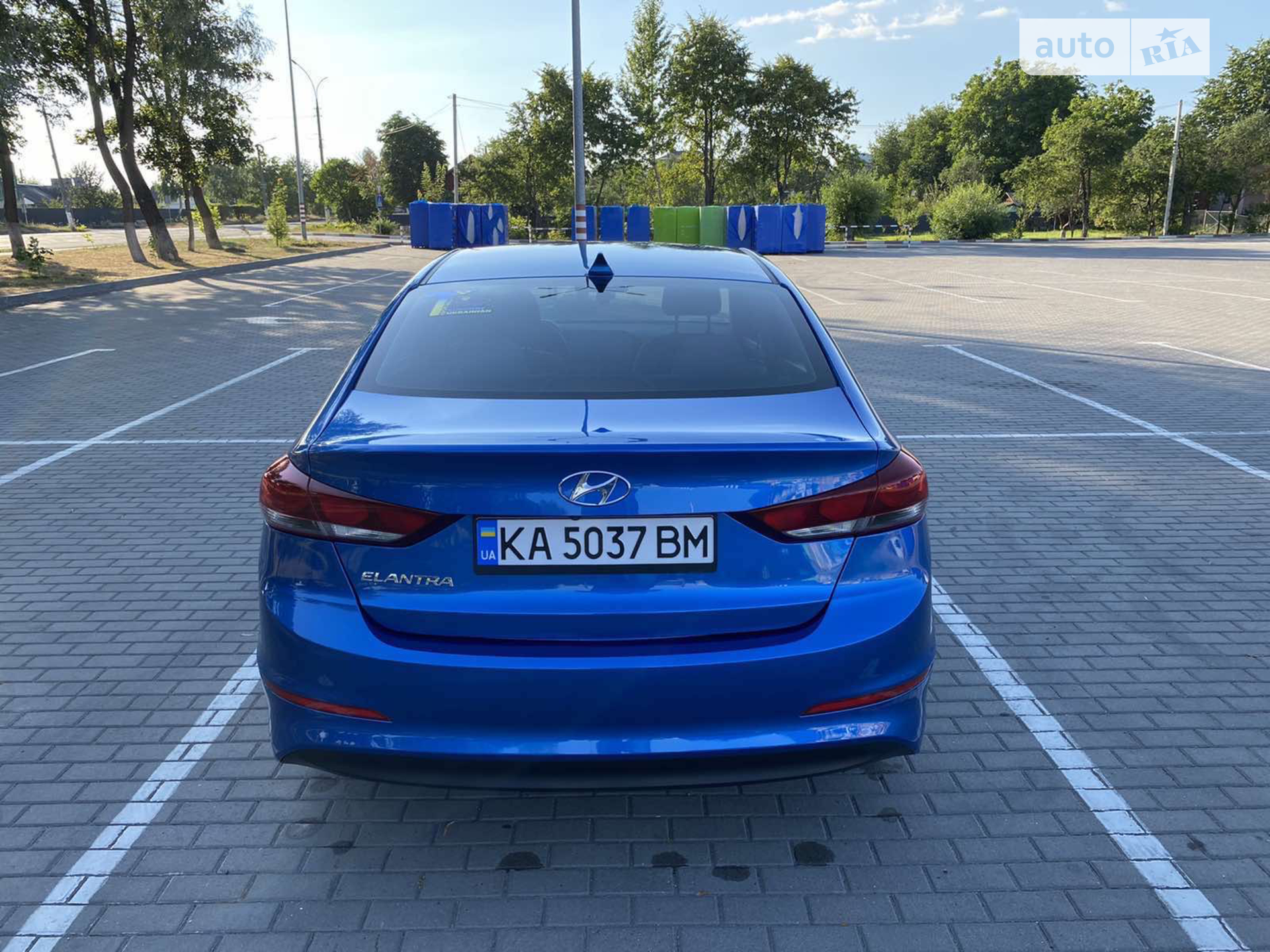 2017 Hyundai Elantra - мініатюра 7