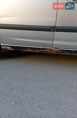 Седан Hyundai Elantra 2003 в 