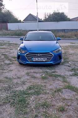 Седан Hyundai Elantra 2016 в Харкові