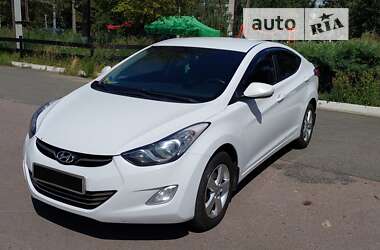 Седан Hyundai Elantra 2013 в Чернігові