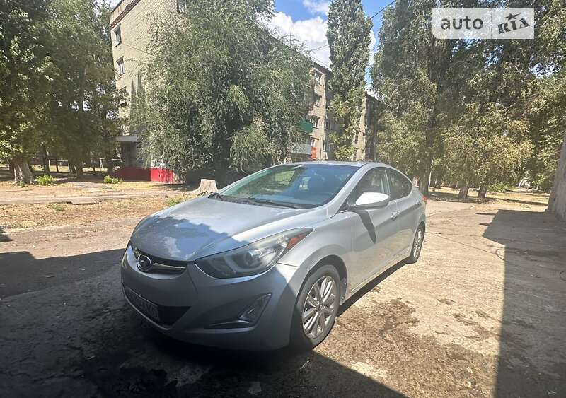 Седан Hyundai Elantra 2014 в Зеленодольской