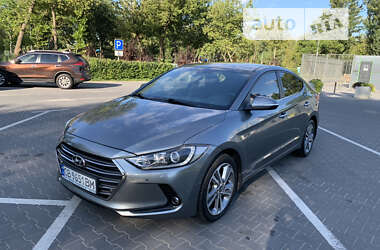 Седан Hyundai Elantra 2017 в Києві