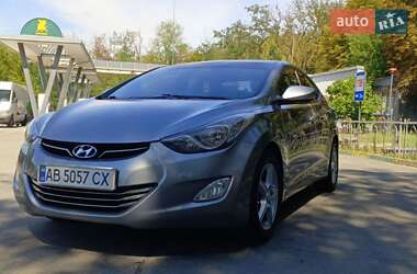 Седан Hyundai Elantra 2011 в Ямполе