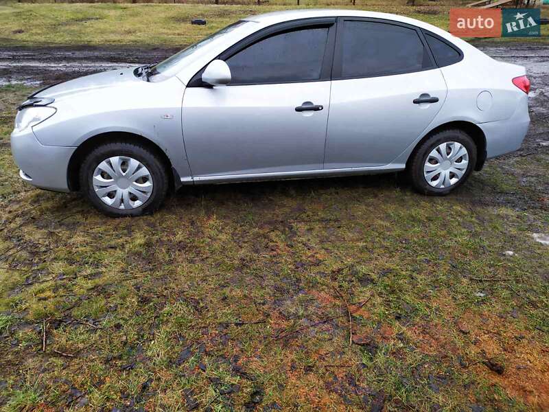 Седан Hyundai Elantra 2007 в Балаклее