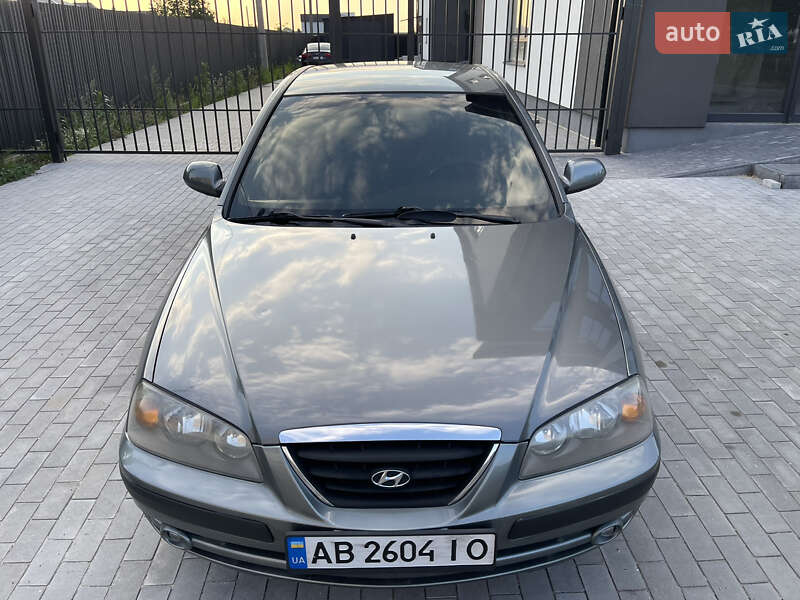 Седан Hyundai Elantra 2010 в Виннице