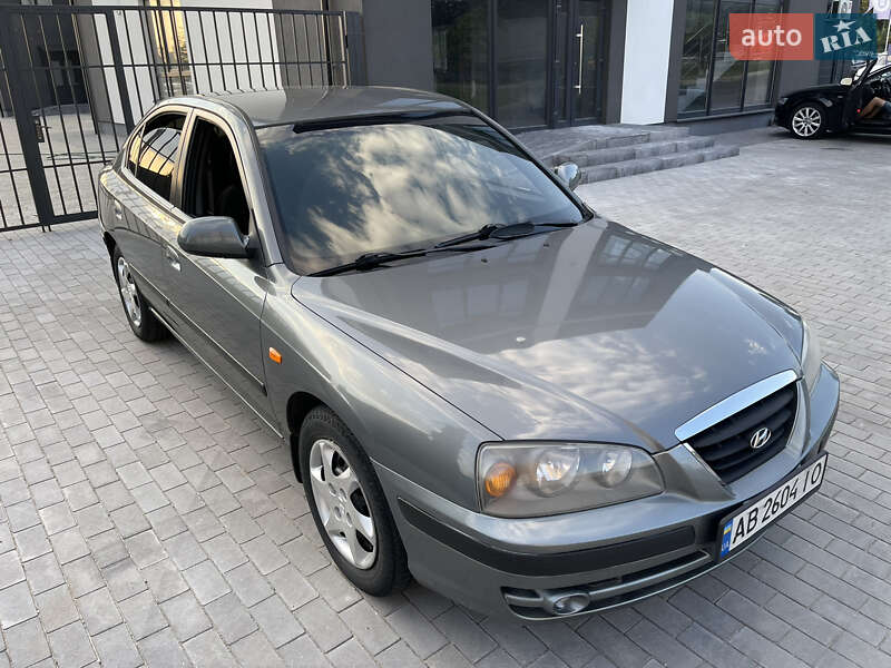 Седан Hyundai Elantra 2010 в Виннице