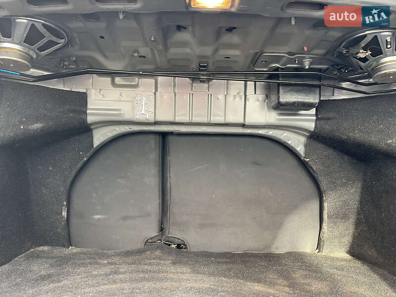 Седан Hyundai Elantra 2010 в Виннице