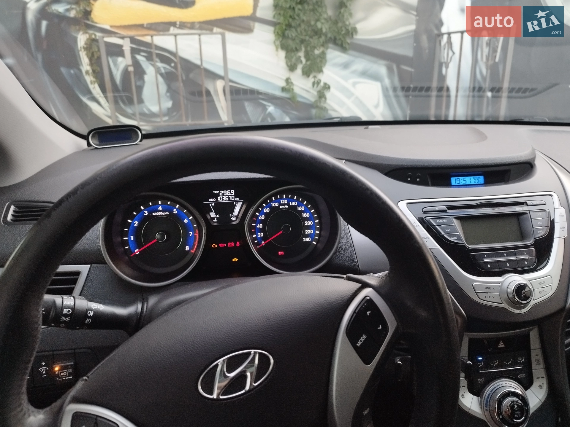 2012 Hyundai Elantra - мініатюра 8