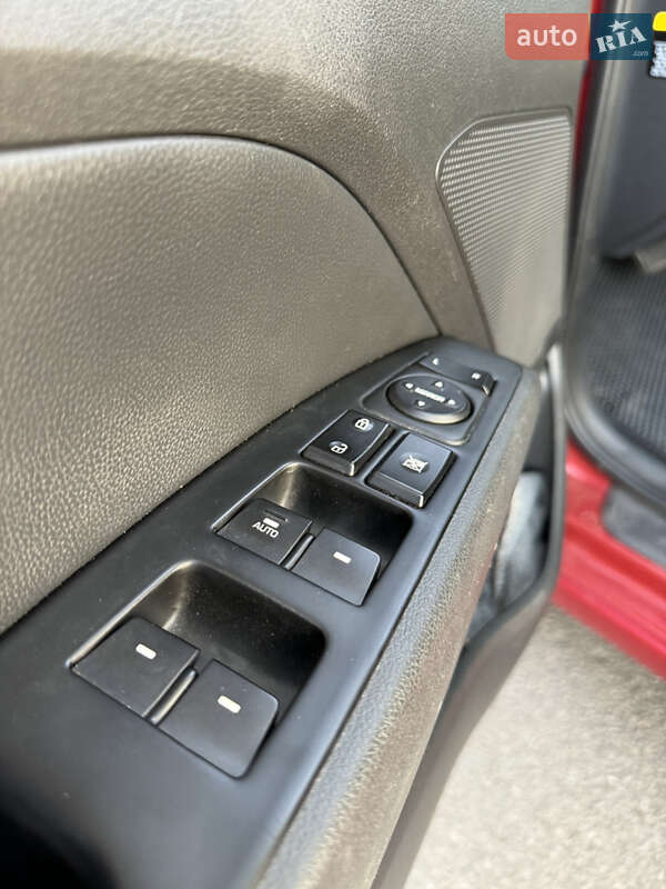 Седан Hyundai Elantra 2016 в Днепре