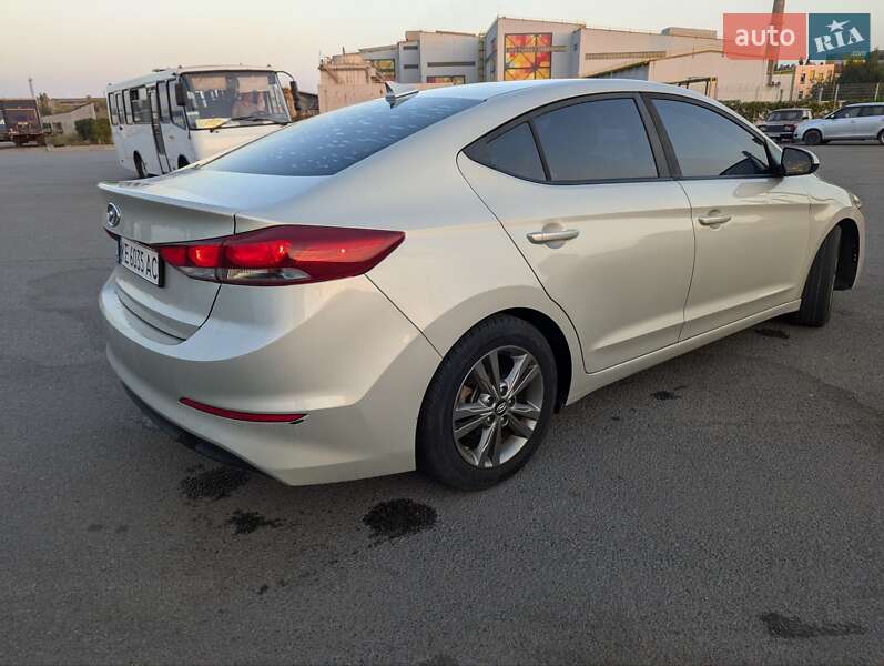 Седан Hyundai Elantra 2017 в Днепре фото 5 Седан Hyundai Elantra 2017 в Днепре