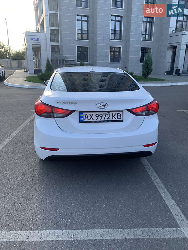 Седан Hyundai Elantra 2015 в Харькове фото 2 Седан Hyundai Elantra 2015 в Харькове