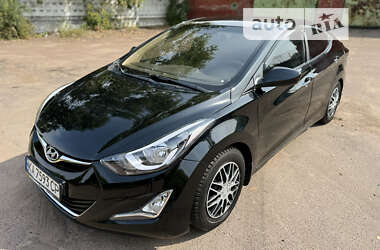 Седан Hyundai Elantra 2015 в Чернігові