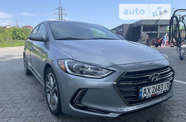 Седан Hyundai Elantra 2016 в Львове