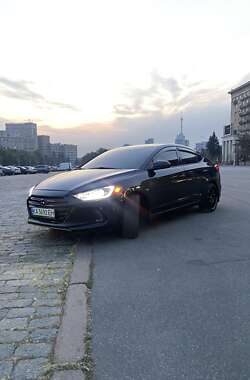 Седан Hyundai Elantra 2017 в Харькове