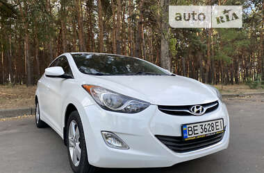 Седан Hyundai Elantra 2013 в Миколаєві