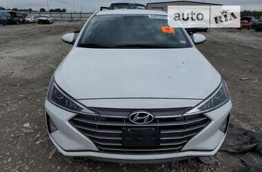 Седан Hyundai Elantra 2020 в Киеве