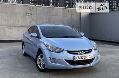 Седан Hyundai Elantra 2012 в Києві