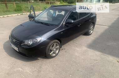 Седан Hyundai Elantra 2008 в Корце