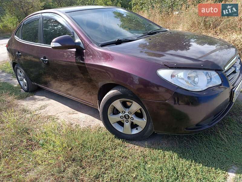 Седан Hyundai Elantra 2010 в Вінниці