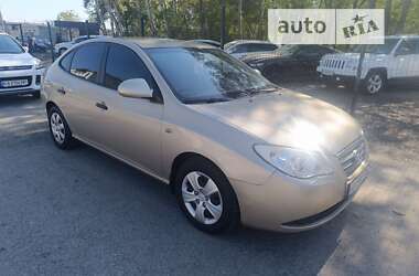 Седан Hyundai Elantra 2008 в Киеве