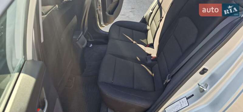 Седан Hyundai Elantra 2019 в Харькове