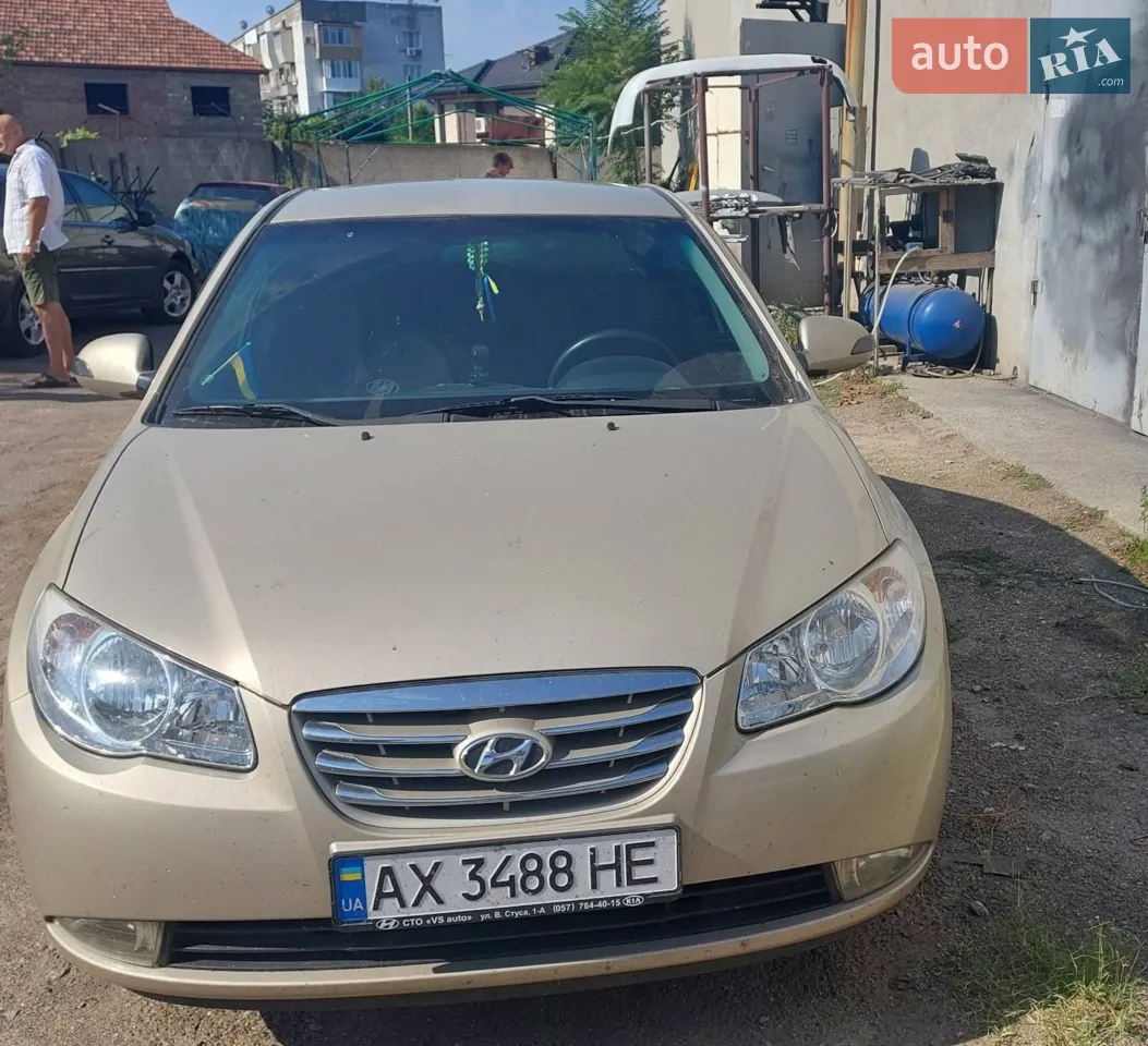2010 Hyundai Elantra - мініатюра 23