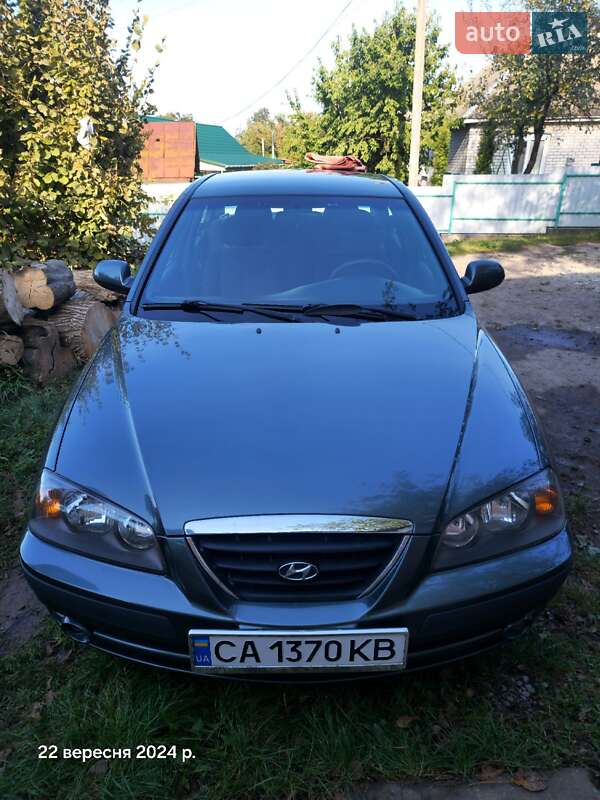 Седан Hyundai Elantra 2011 в Монастирищеві